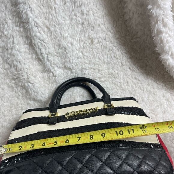 Betsey Johnson off white red and black sequins and quilted Medium satchel - Picture 11 of 16